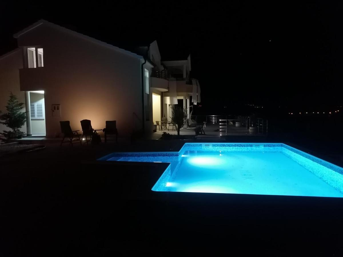 Villa Scolopax Rusticola Skradin With Heated Pool Exteriör bild