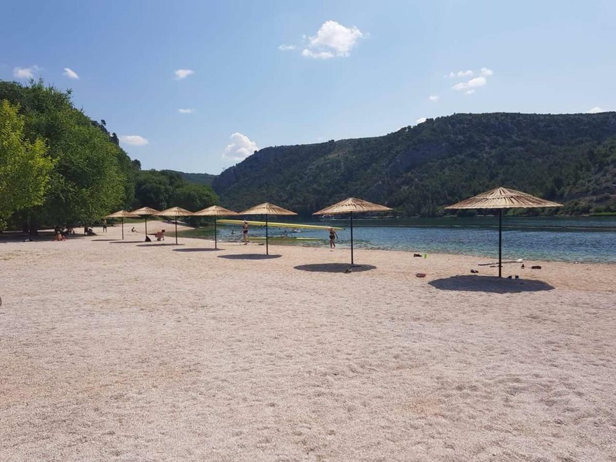 Villa Scolopax Rusticola Skradin With Heated Pool Exteriör bild